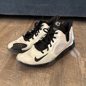 Nike KD Athletic Shoes Black and White